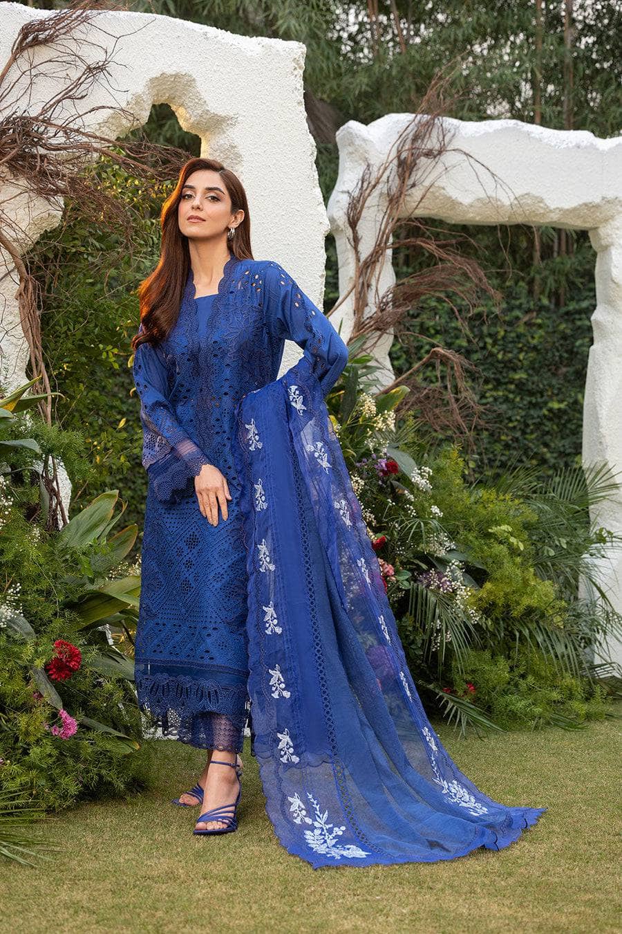 img_sobia_nazir_lawn_25_awwal_boutique