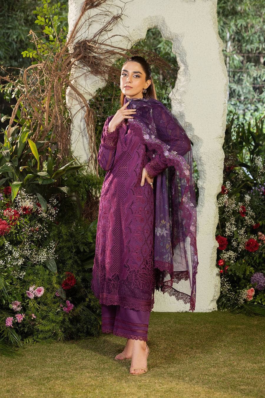 img_sobia_nazir_lawn_25_awwal_boutique