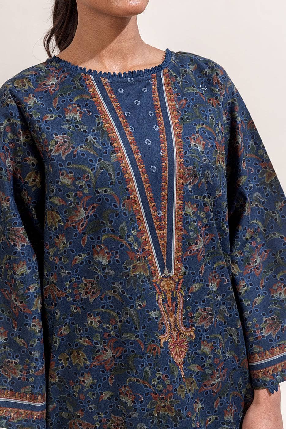 img_beechtree_lawn_awwal_boutique