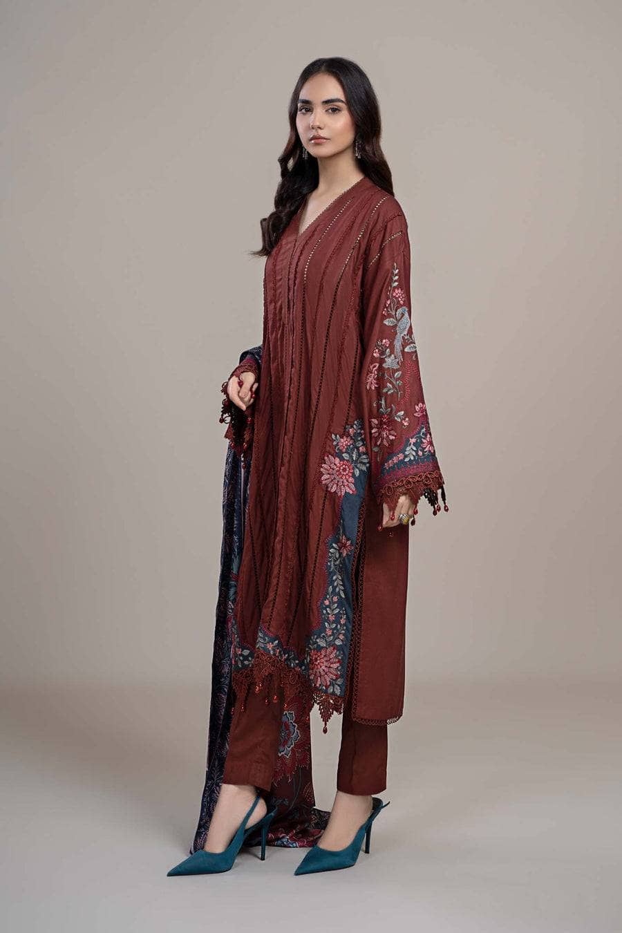 img_maria_b_m_prints_vol2_23_awwal_boutique