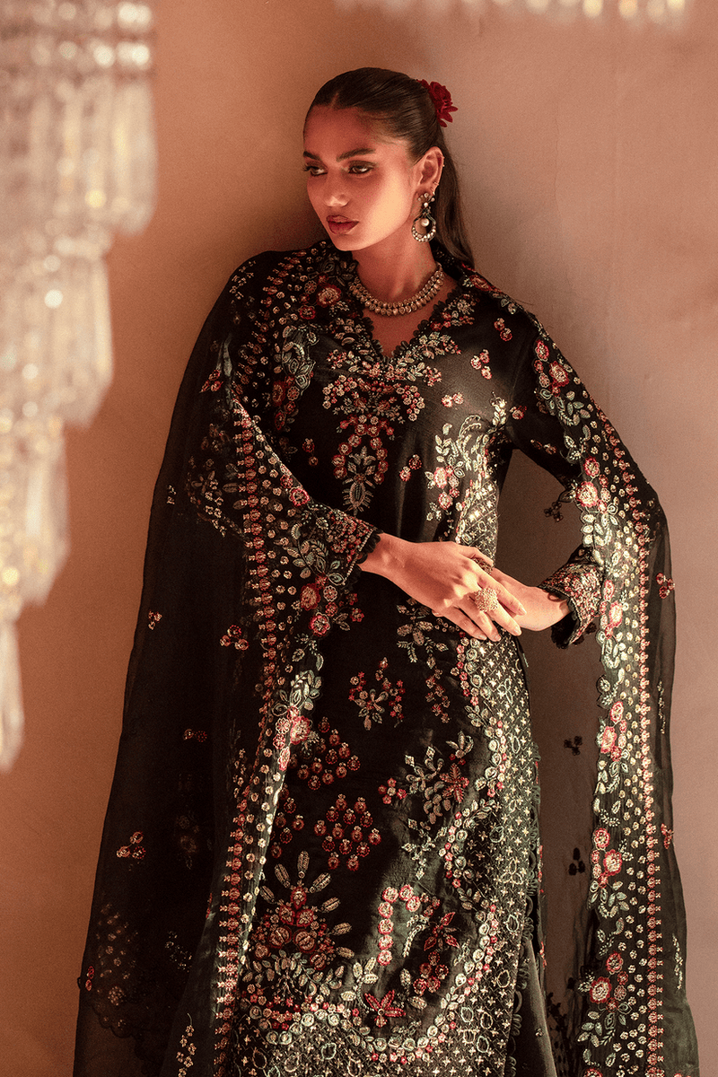img_emaan_adeel_raw_silk_awwal_boutique