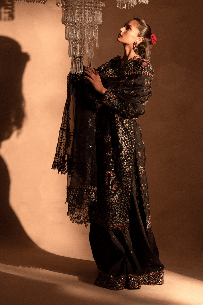 img_emaan_adeel_raw_silk_awwal_boutique