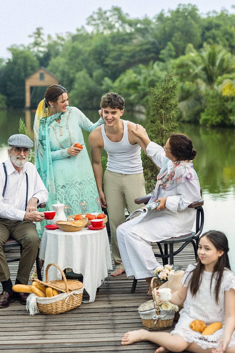 Restocked/Mushq Solace Chikankari/Famiglia/Light into Dark Sea Green