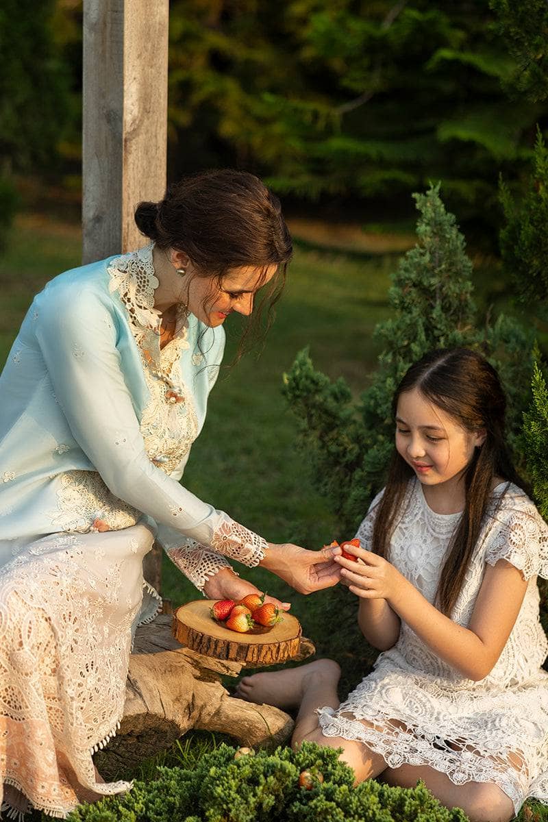 img_mushq_solace_chikankari_awwal_boutique