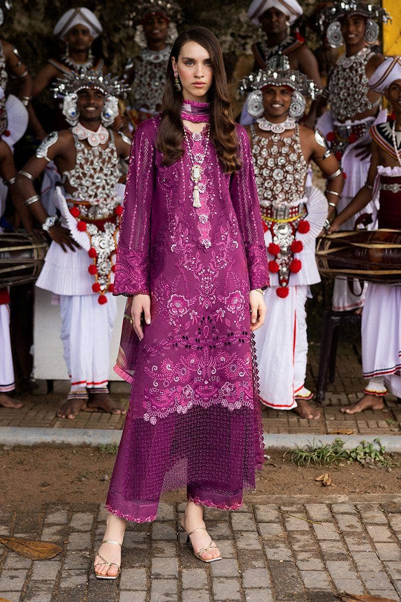 img_mushq_manaram_lawn_awwal_boutique