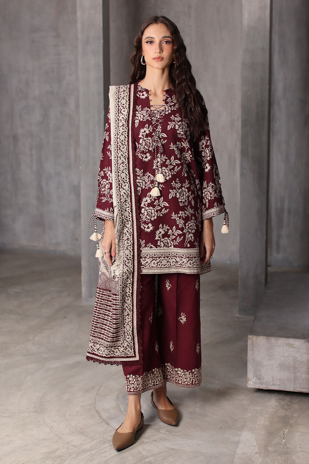 img_gul_ahmed_arctic_aura_pakistani_suits_awwal_boutique