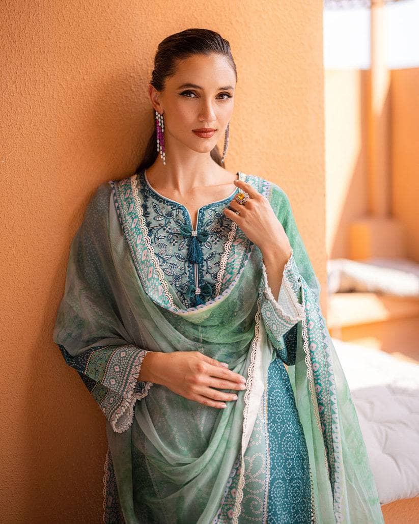 img_roheenaz_lawn_awwal_boutique