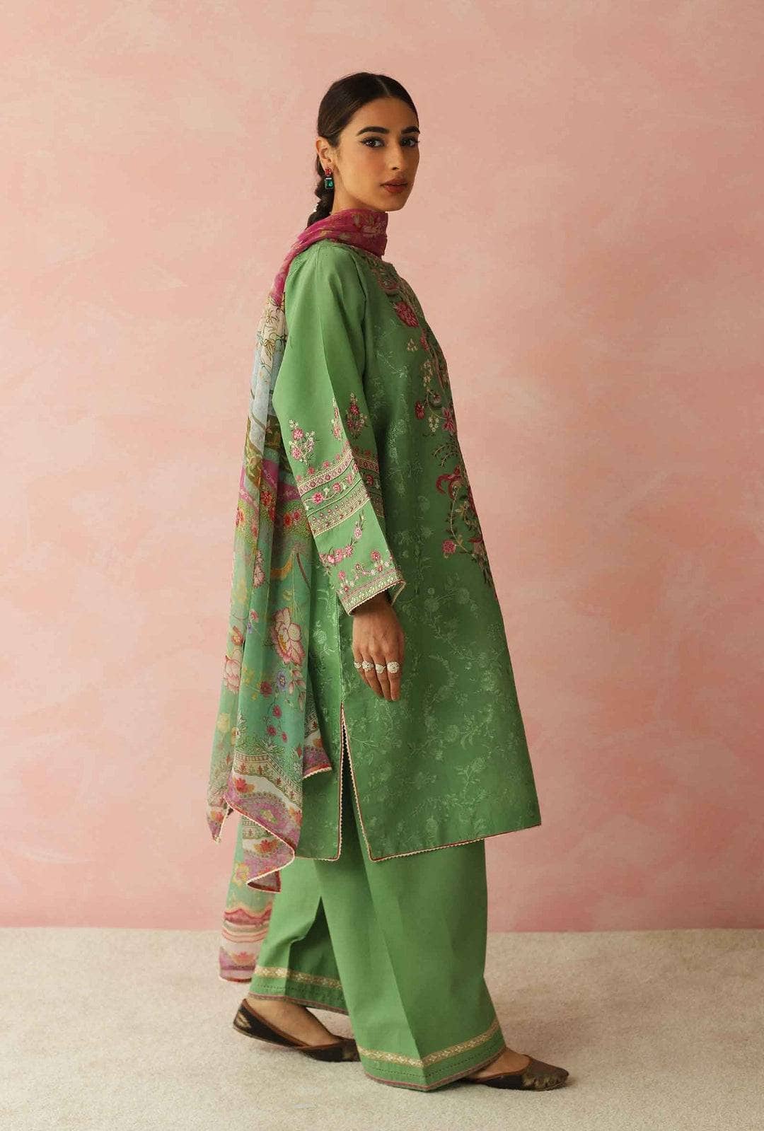 img_zara_shahjahan_lawn_23_awwal_boutique