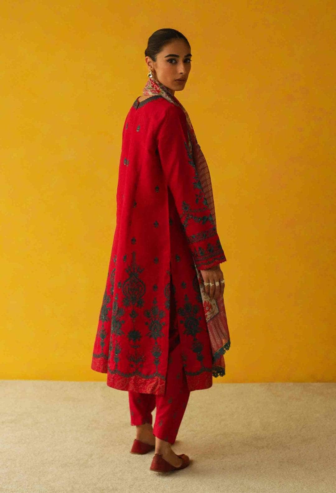 img_zara_shahjahan_lawn_23_awwal_boutique