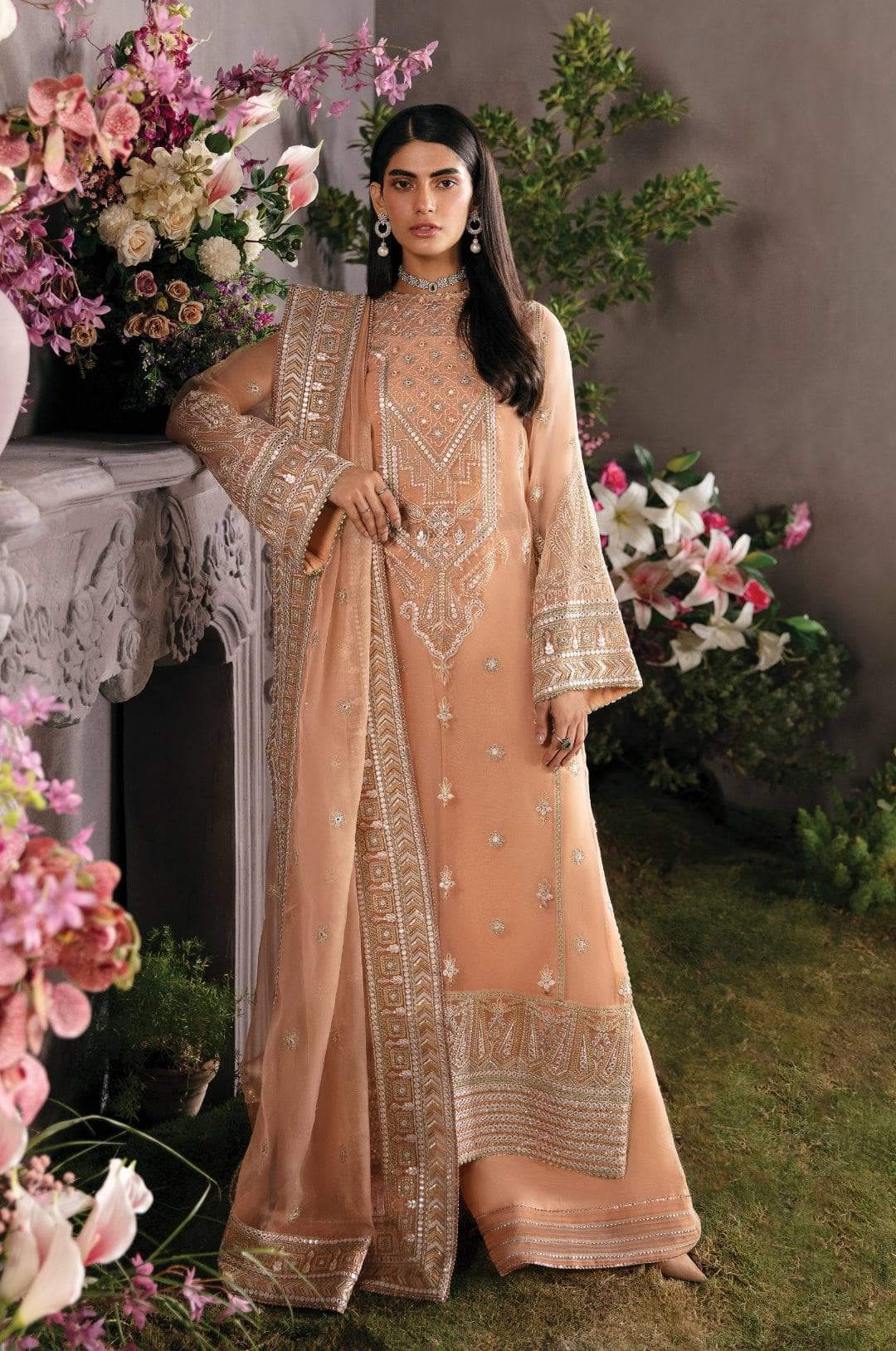 img_afrozeh_la_fuchsia_chiffon_awwal_boutique