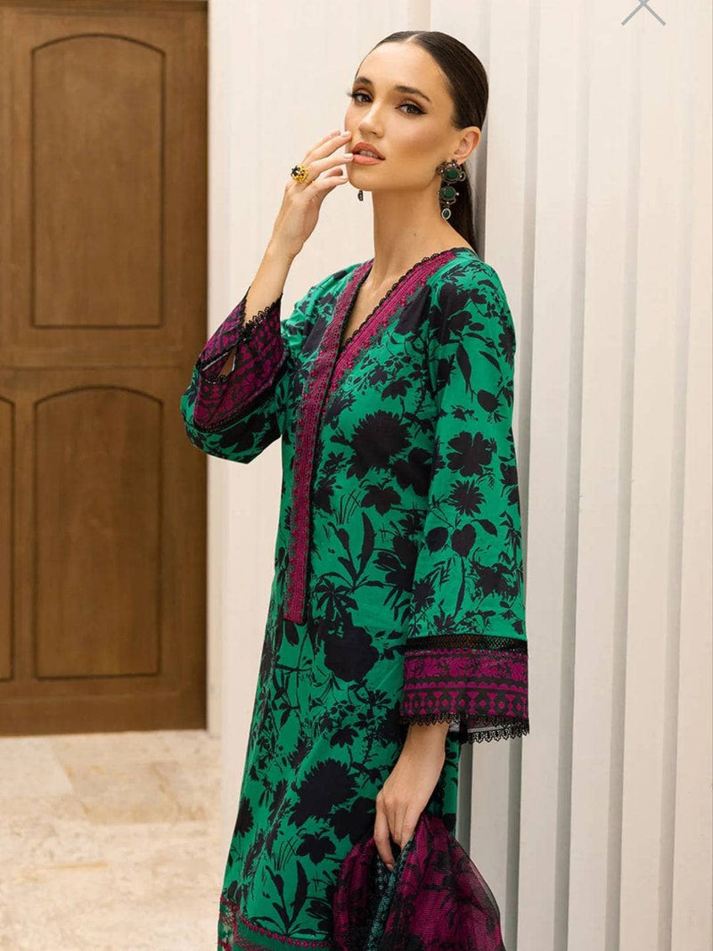 img_zainab_chottani_tahra_lawn_23_awwal_boutique