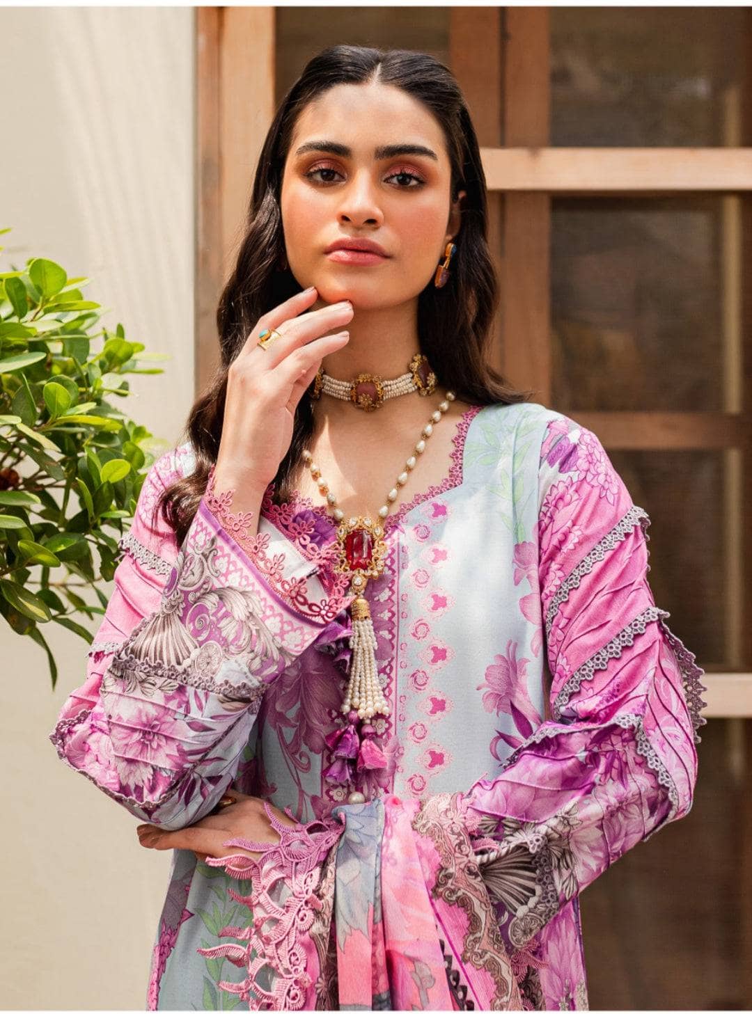 img_firdous_lawn_awwal_boutique