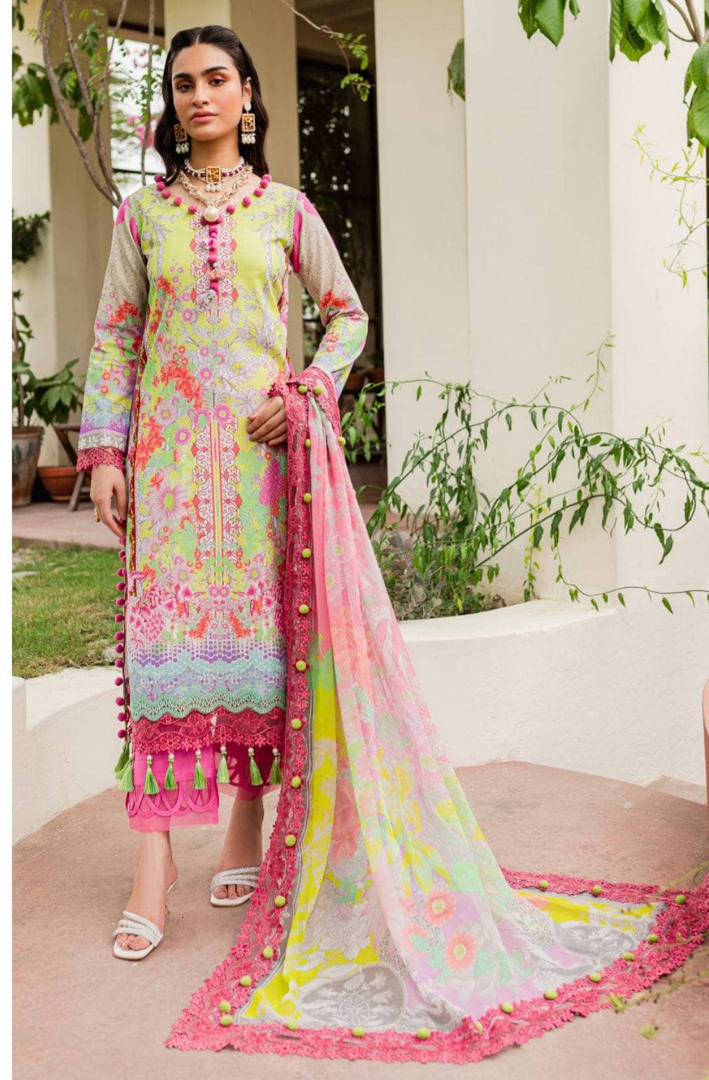 img_firdous_lawn_awwal_boutique
