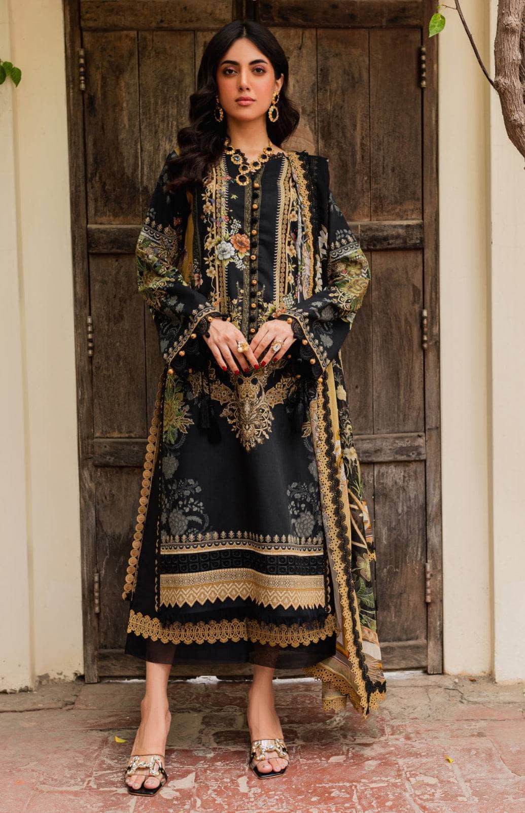 img_firdous_lawn_awwal_boutique