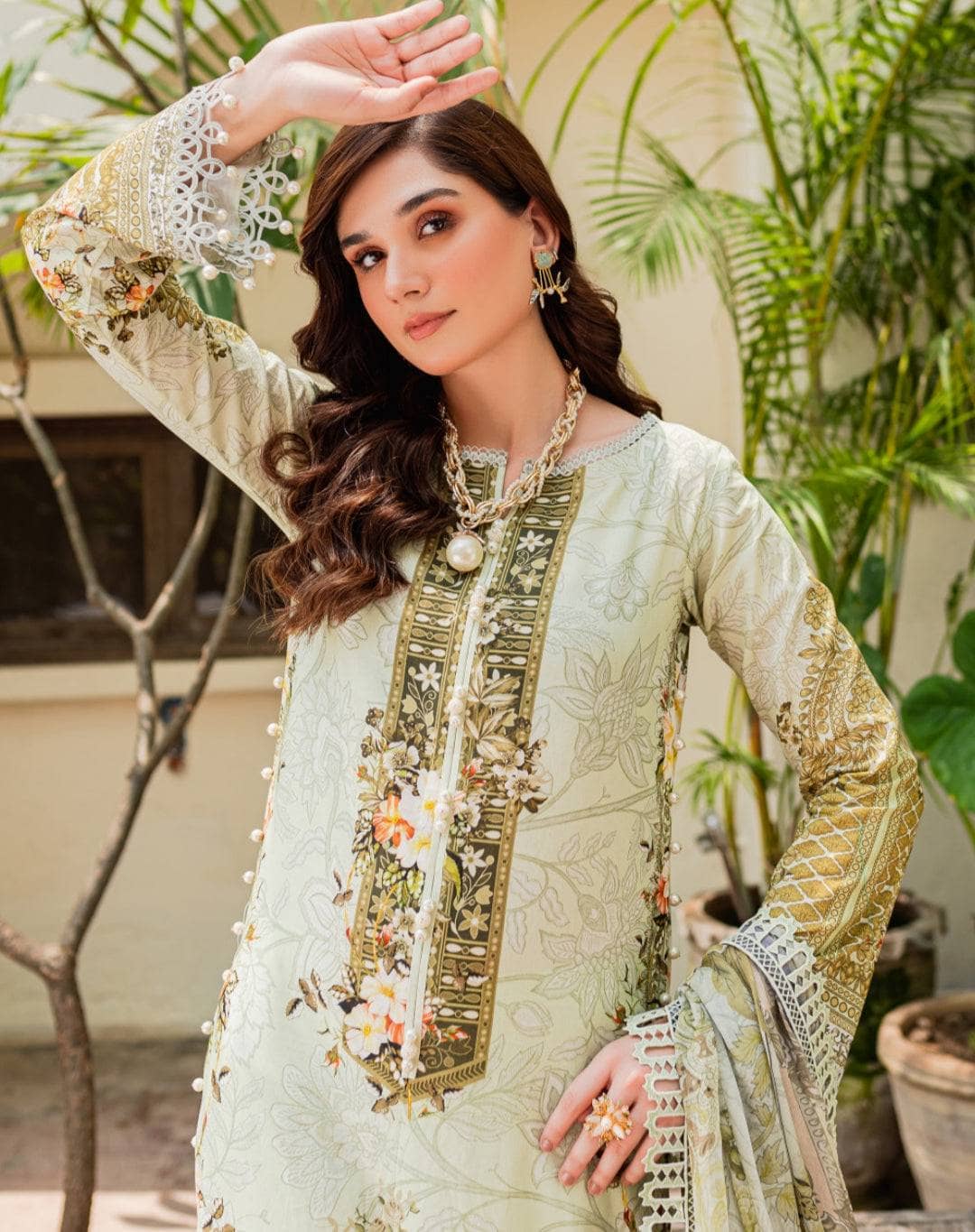 img_firdous_lawn_awwal_boutique