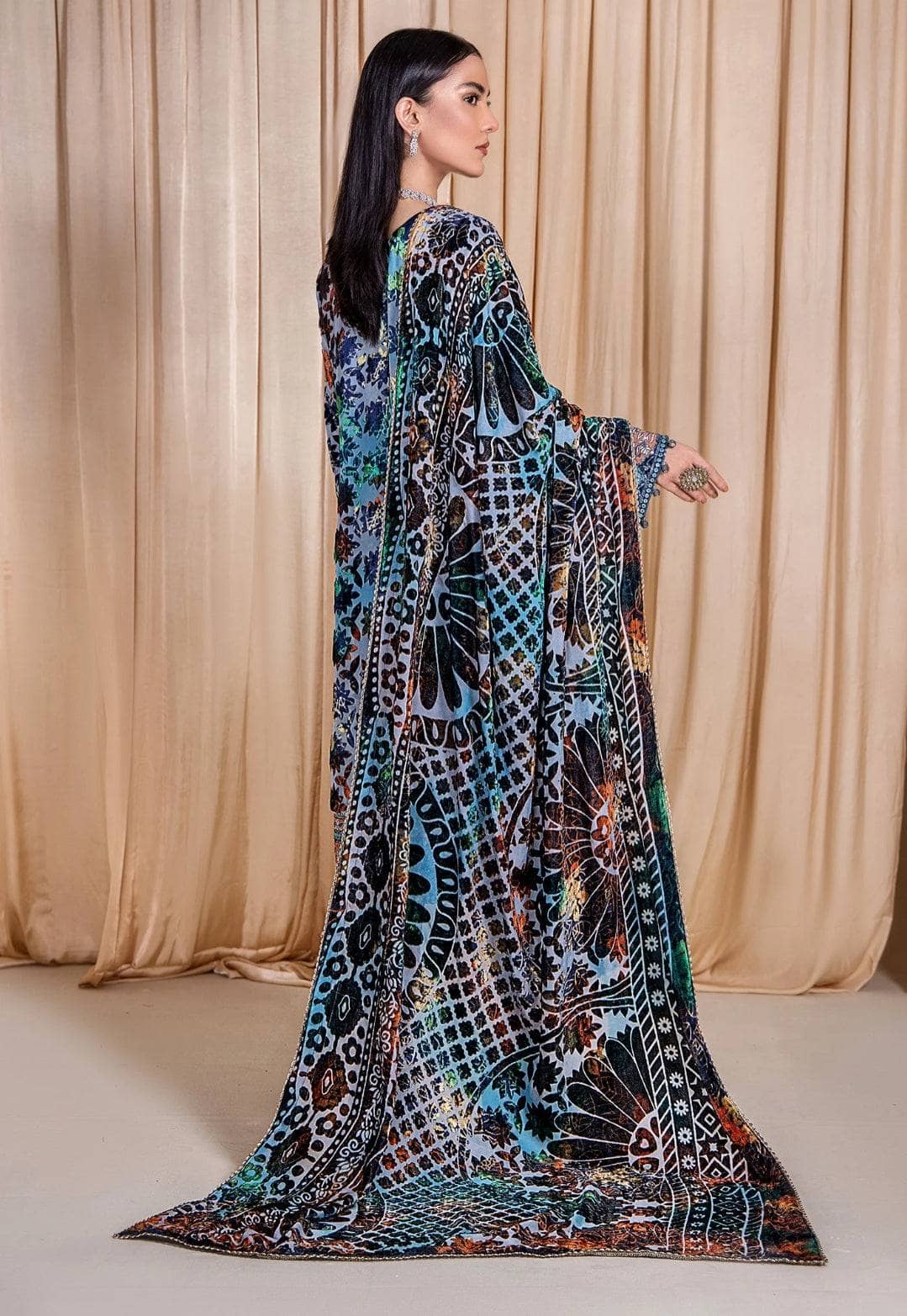 img_adans_libas_velvet_palachi_awwal_boutique