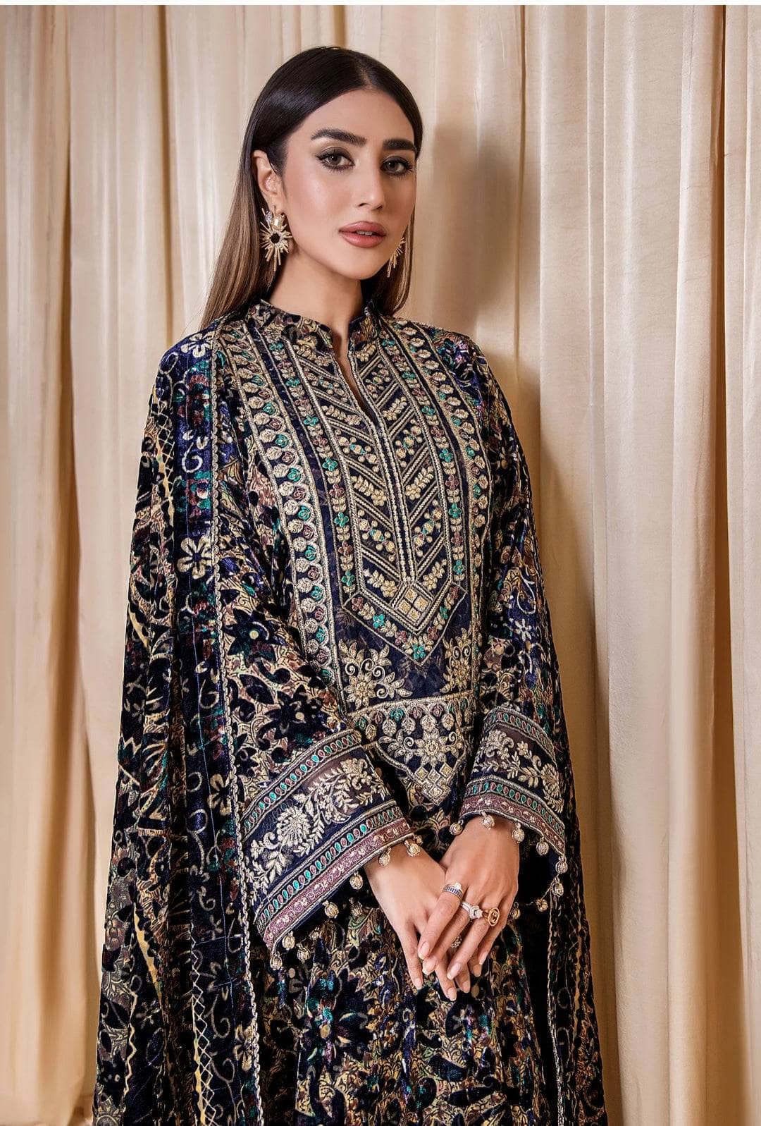 Adans Libas Velvet Palachi