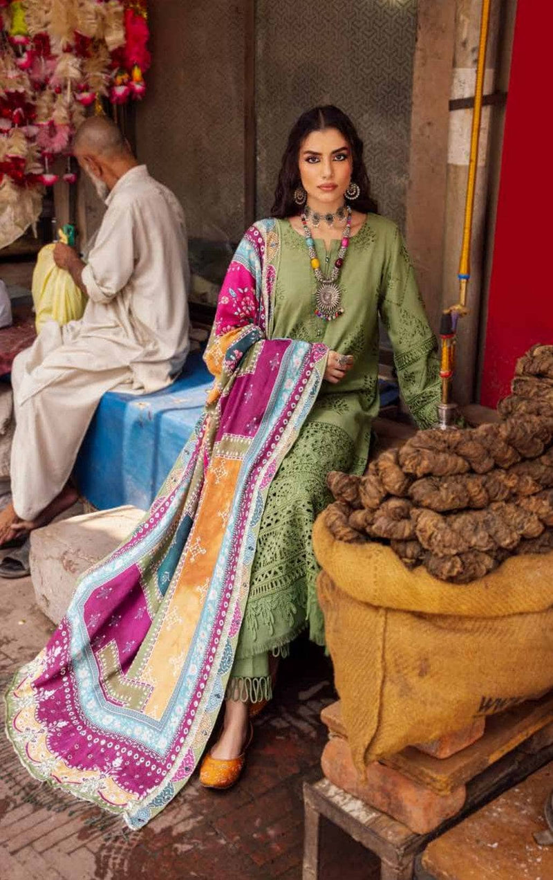 img_nureh_bazaar_chikankari_khaddar_awwal_boutique