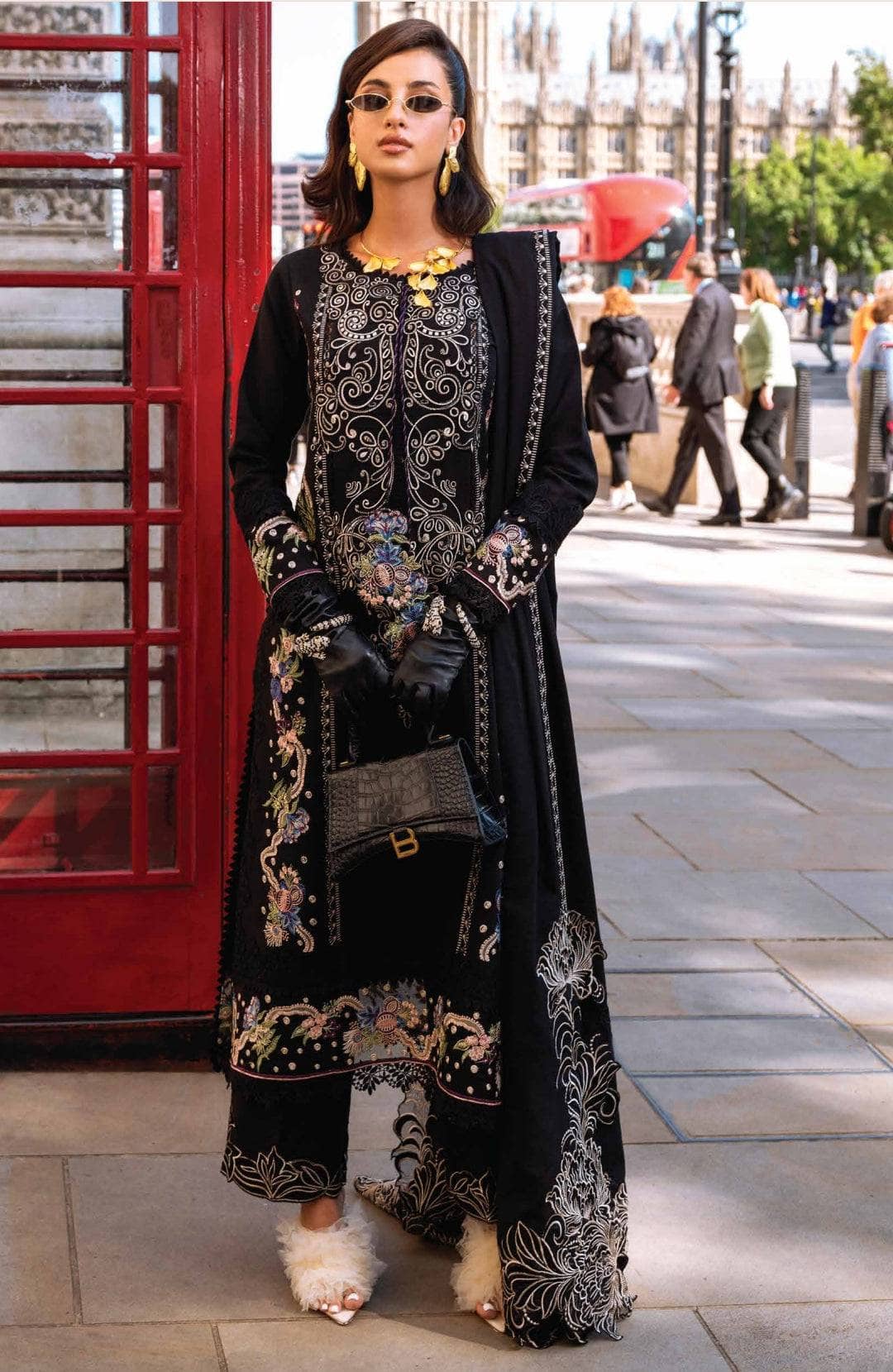 img_mushq_broadway_awwal_boutique