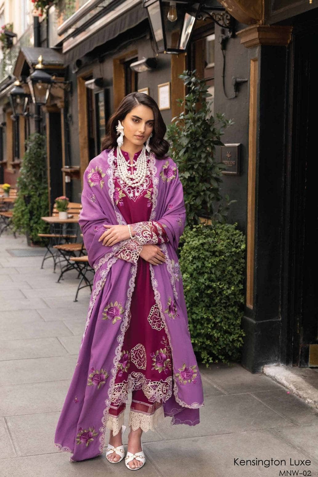 img_mushq_broadway_awwal_boutique