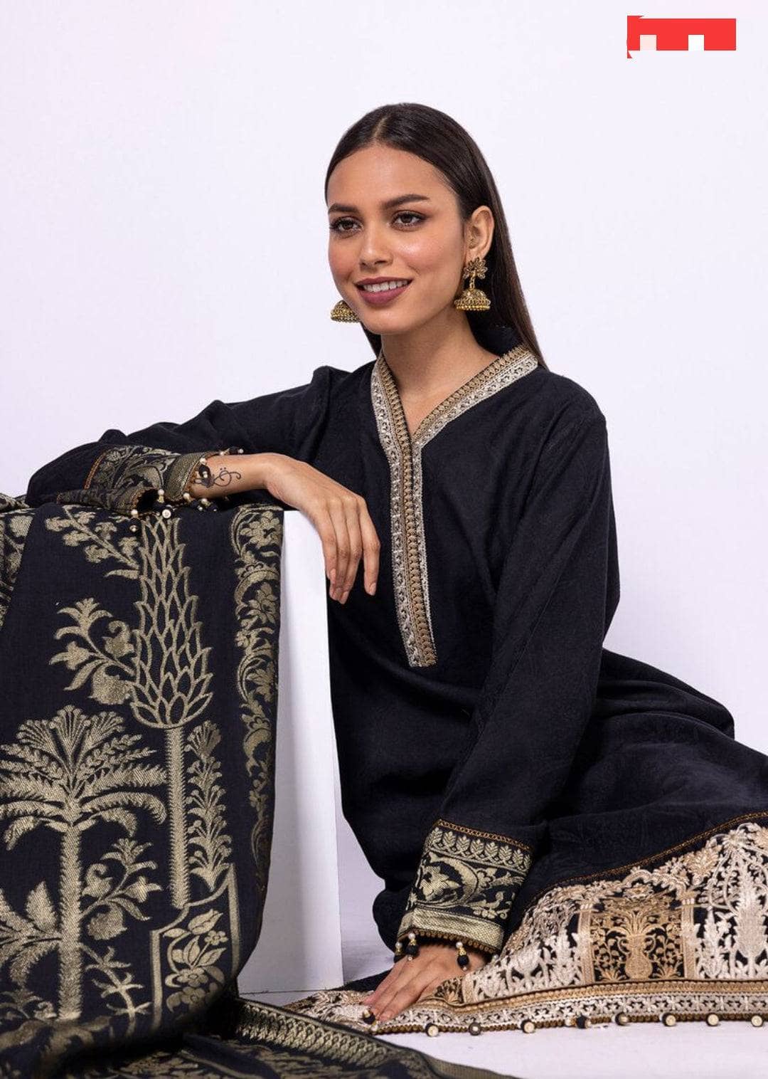 img_khaadi_jacquard_awwal_boutique