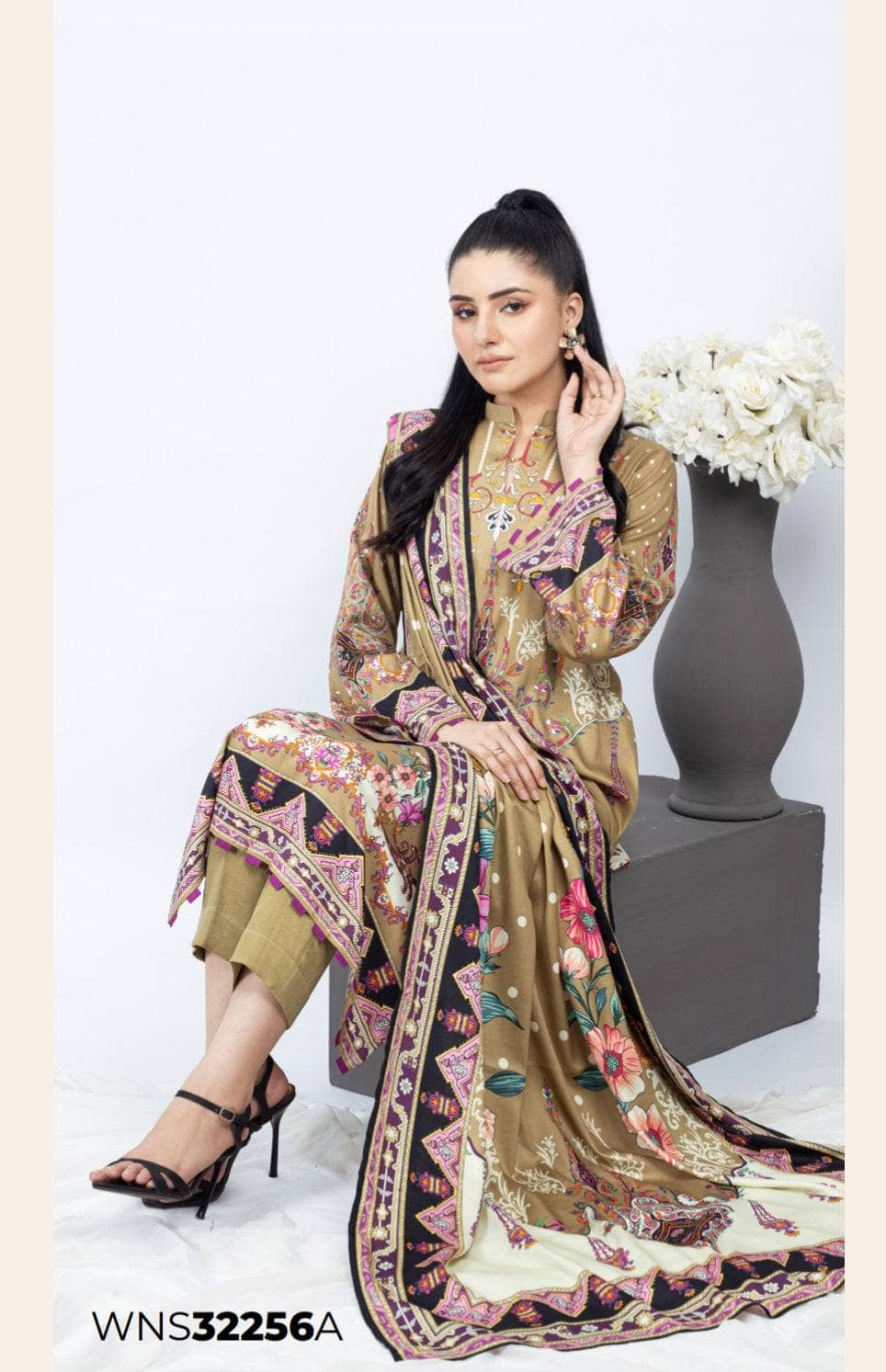 img_gul_ahmed_winter_bloom_awwal_boutique