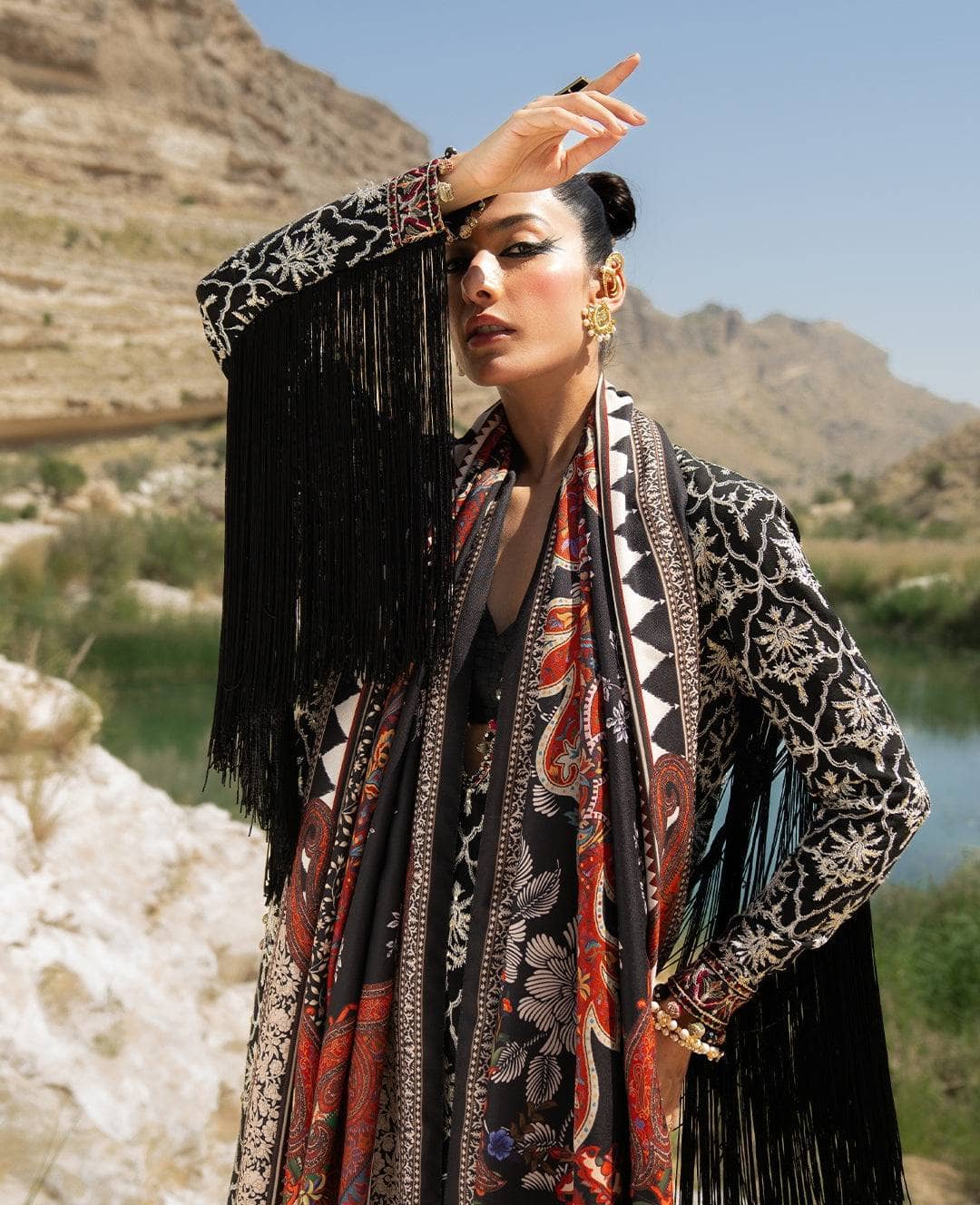 img_sana_safinaz_winter_23_awwal_boutique