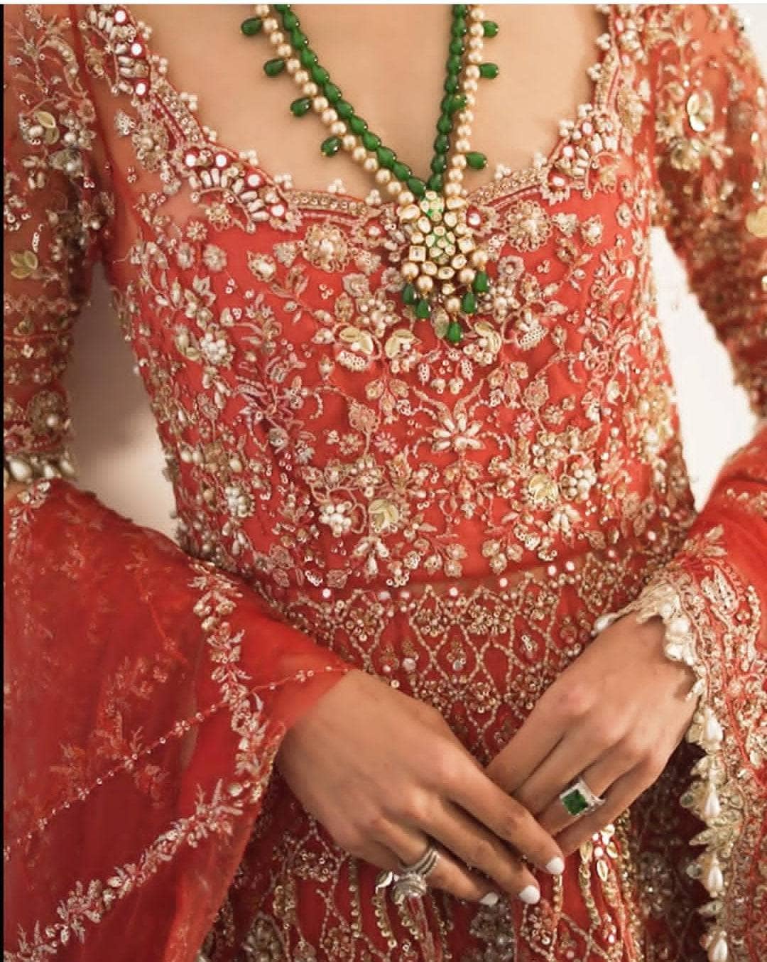 img_spotted_in_afrozeh_brides_awwal_boutique