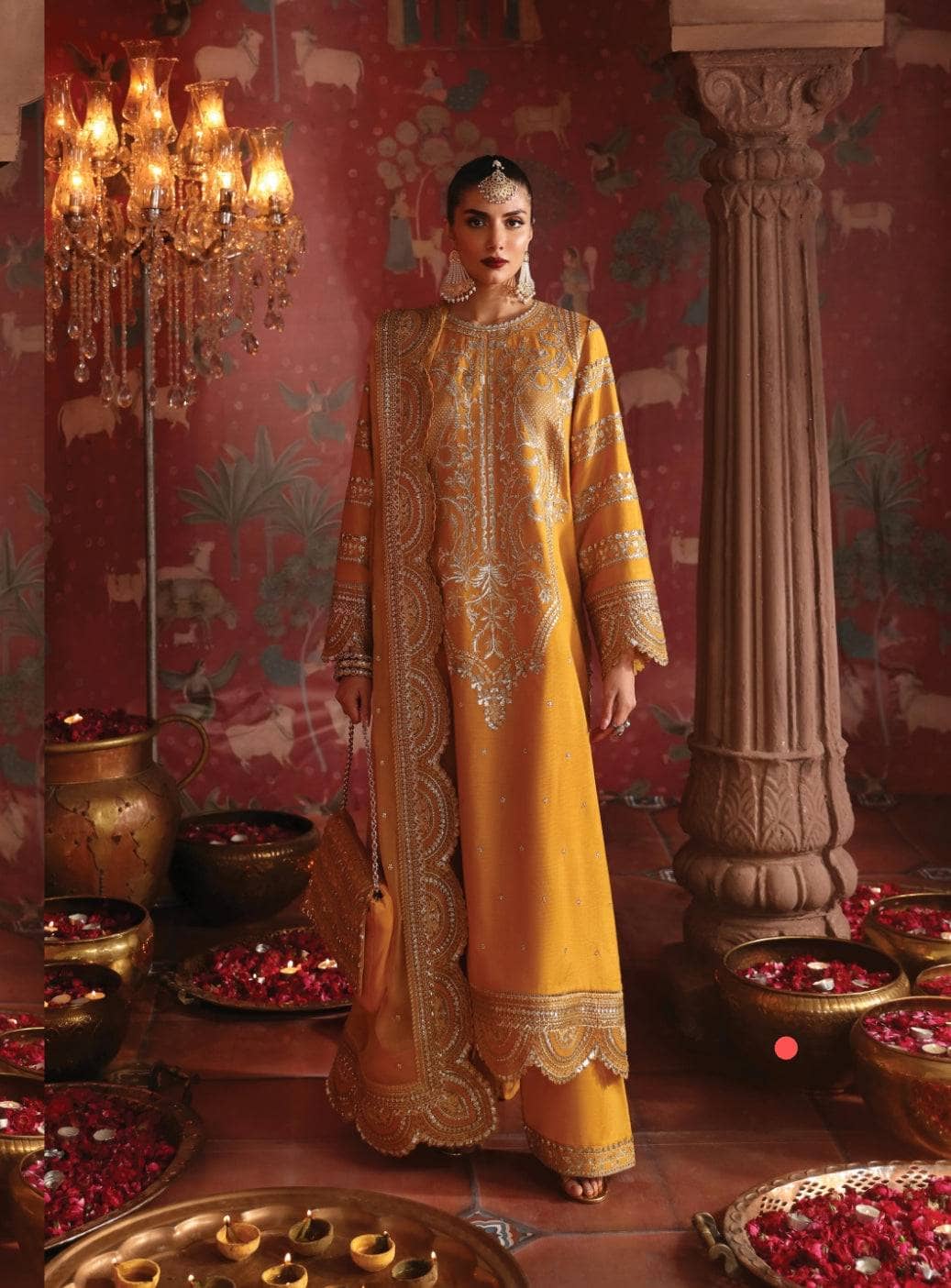 img_afrozeh_divani_silk_edit_23_awwal_boutique