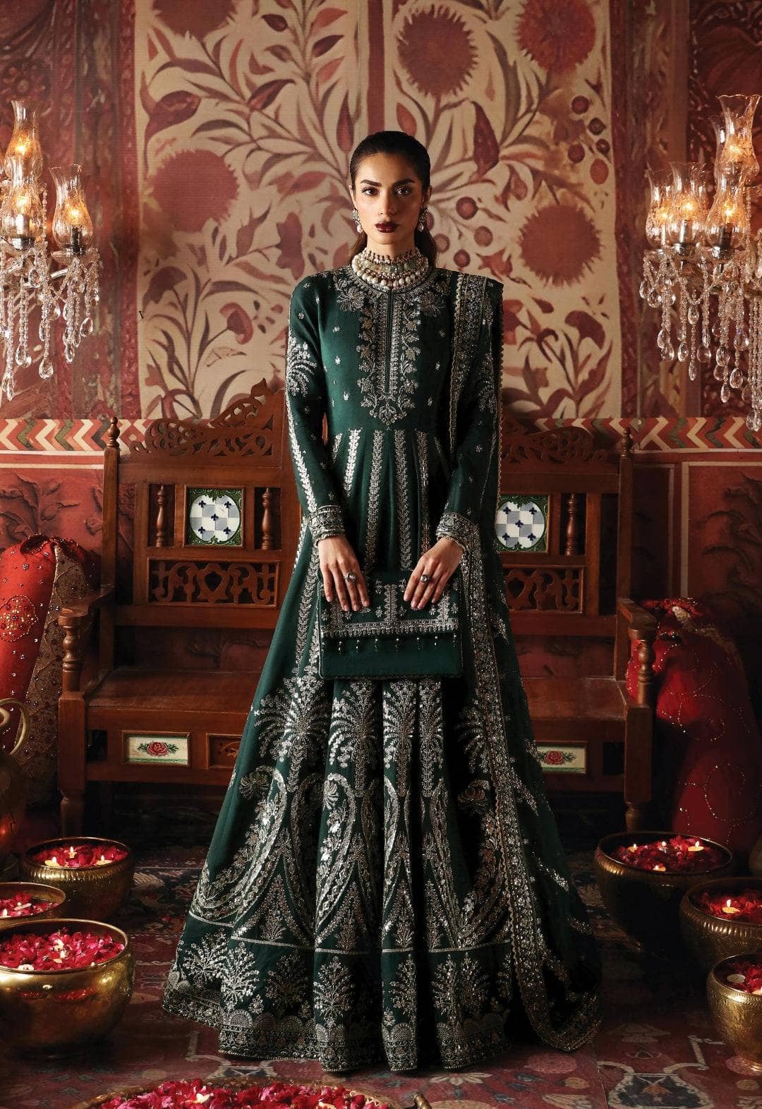 img_afrozeh_divani_silk_edit_23_awwal_boutique