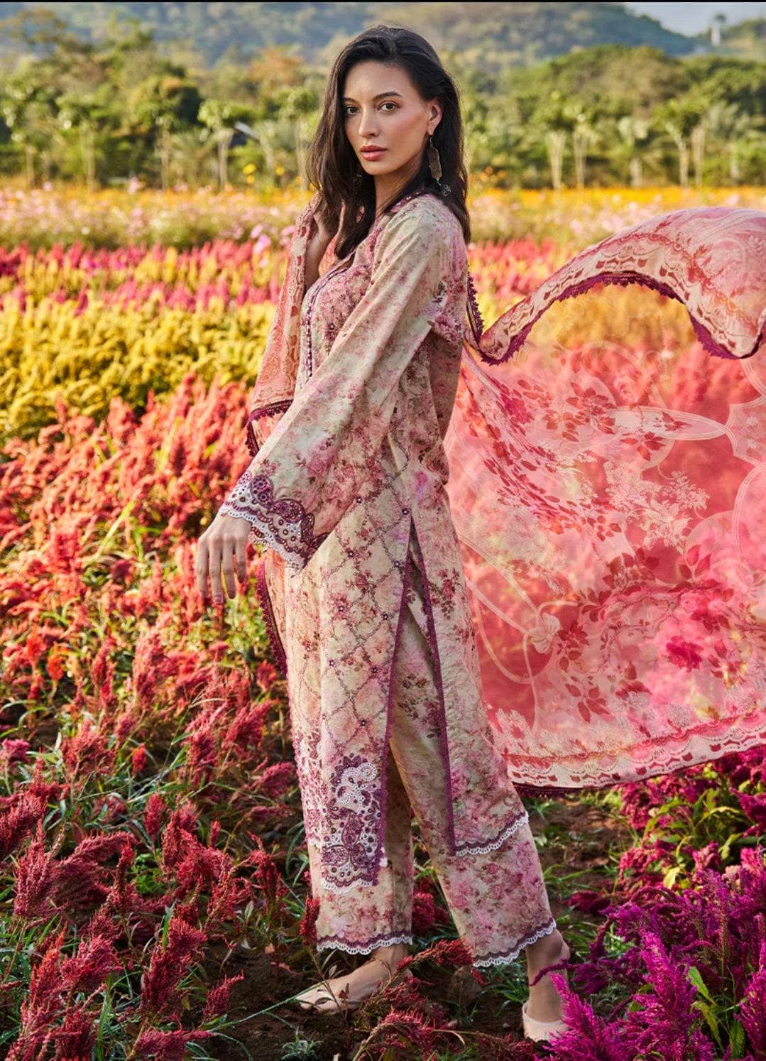 img_image_printkari_lawn_24_awwal_boutique