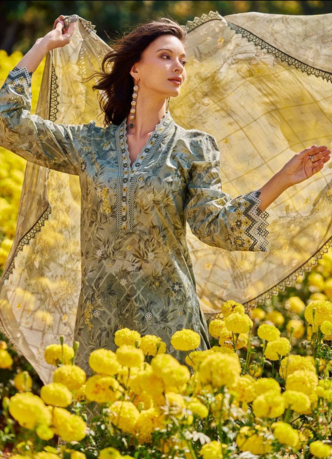 img_image_printkari_lawn_24_awwal_boutique