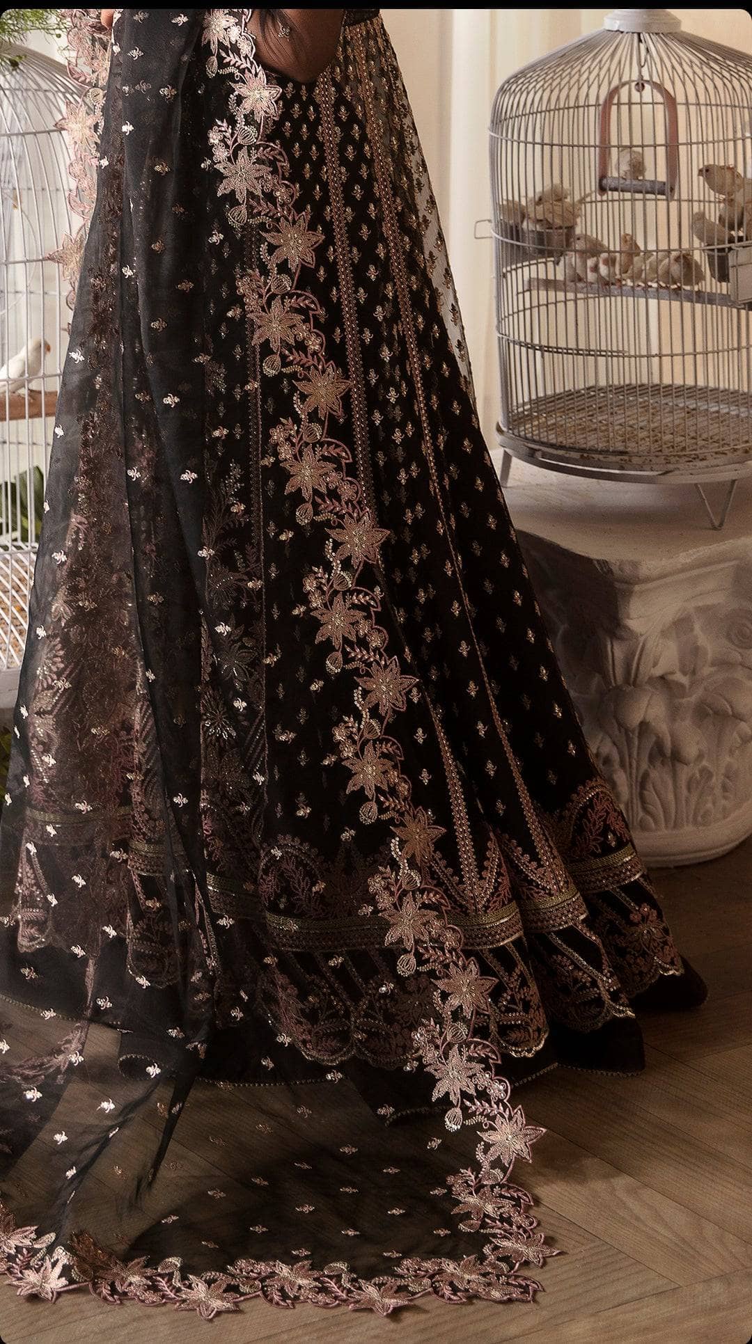 img_afrozeh_la_fuchsia_awwal_boutique