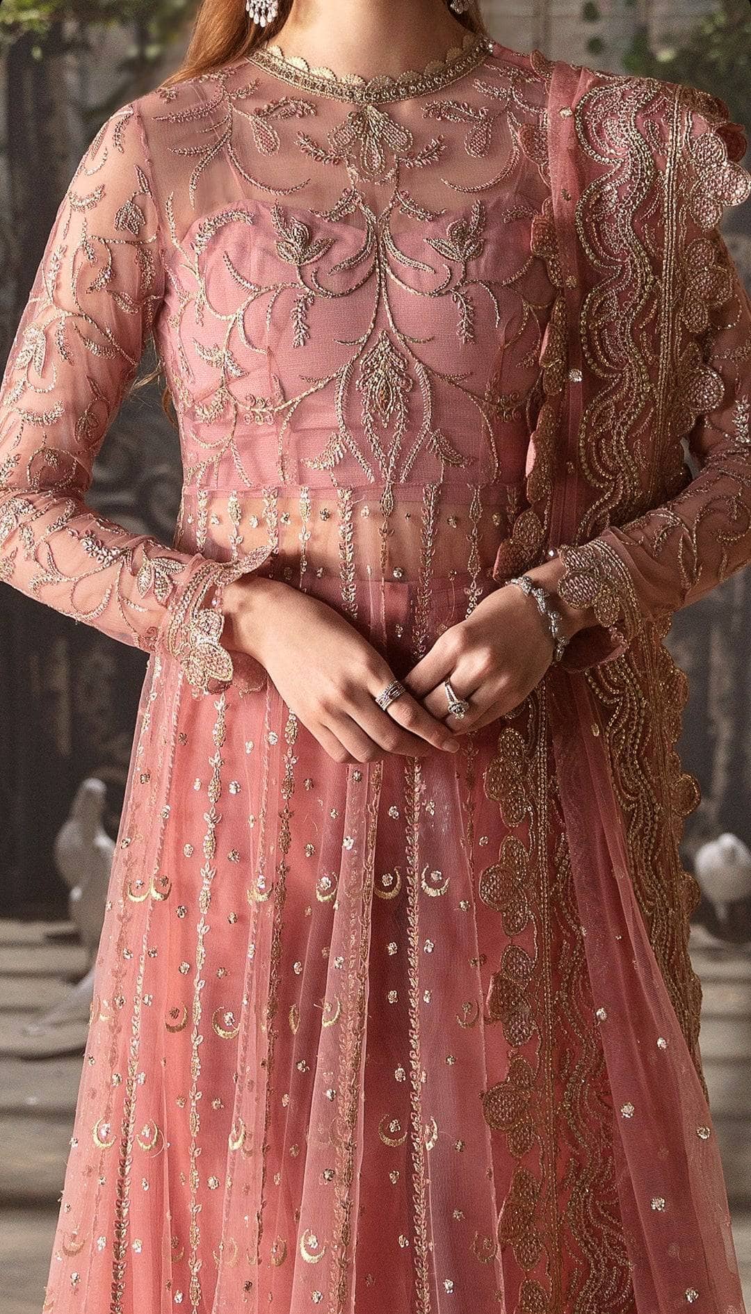 img_afrozeh_la_fuchsia_awwal_boutique