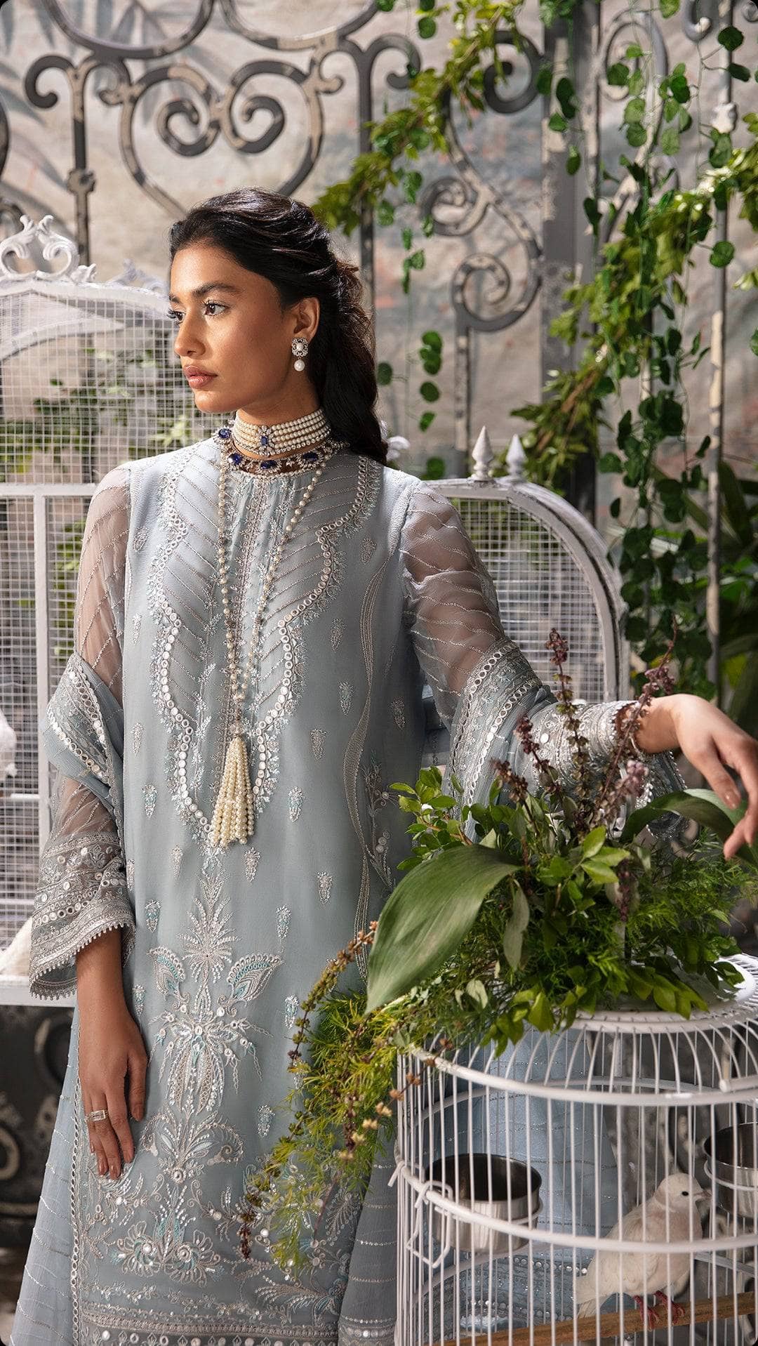 img_afrozeh_la_fuchsia_awwal_boutique