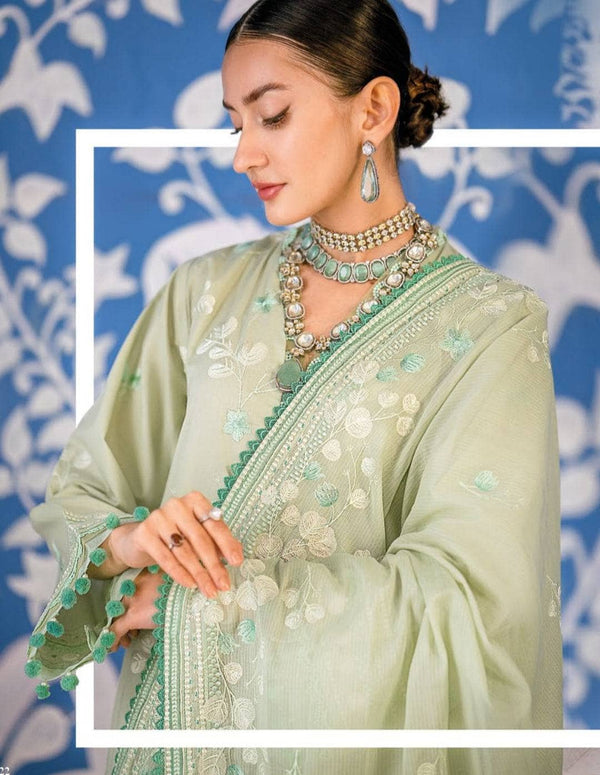 img_gul_ahmed_essentials_awwal_boutique