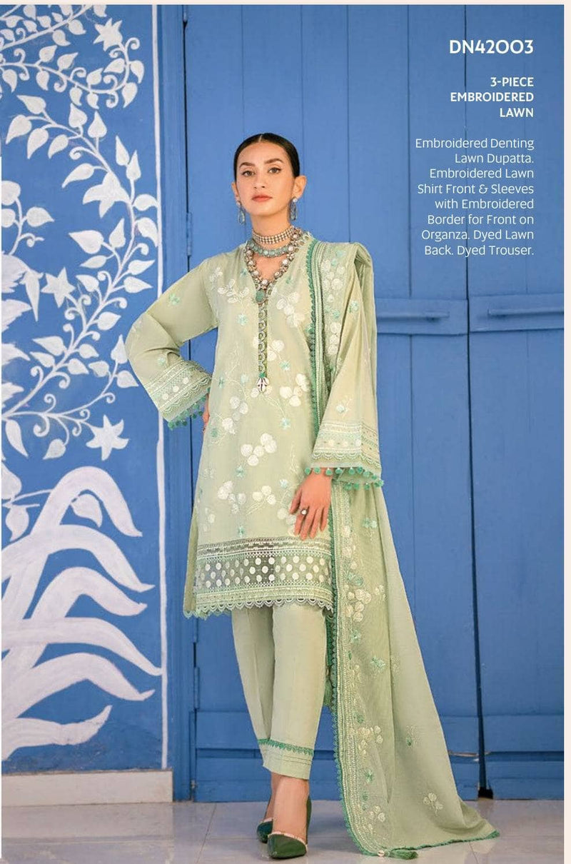 img_gul_ahmed_essentials_awwal_boutique