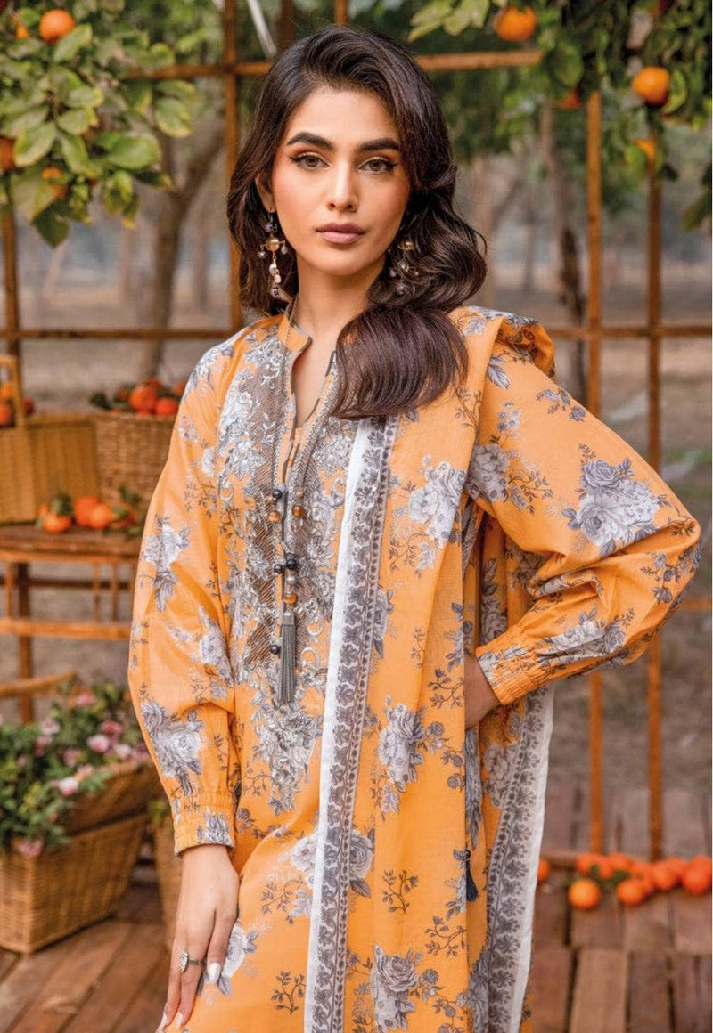 img_gul_ahmed_essentials_awwal_boutique