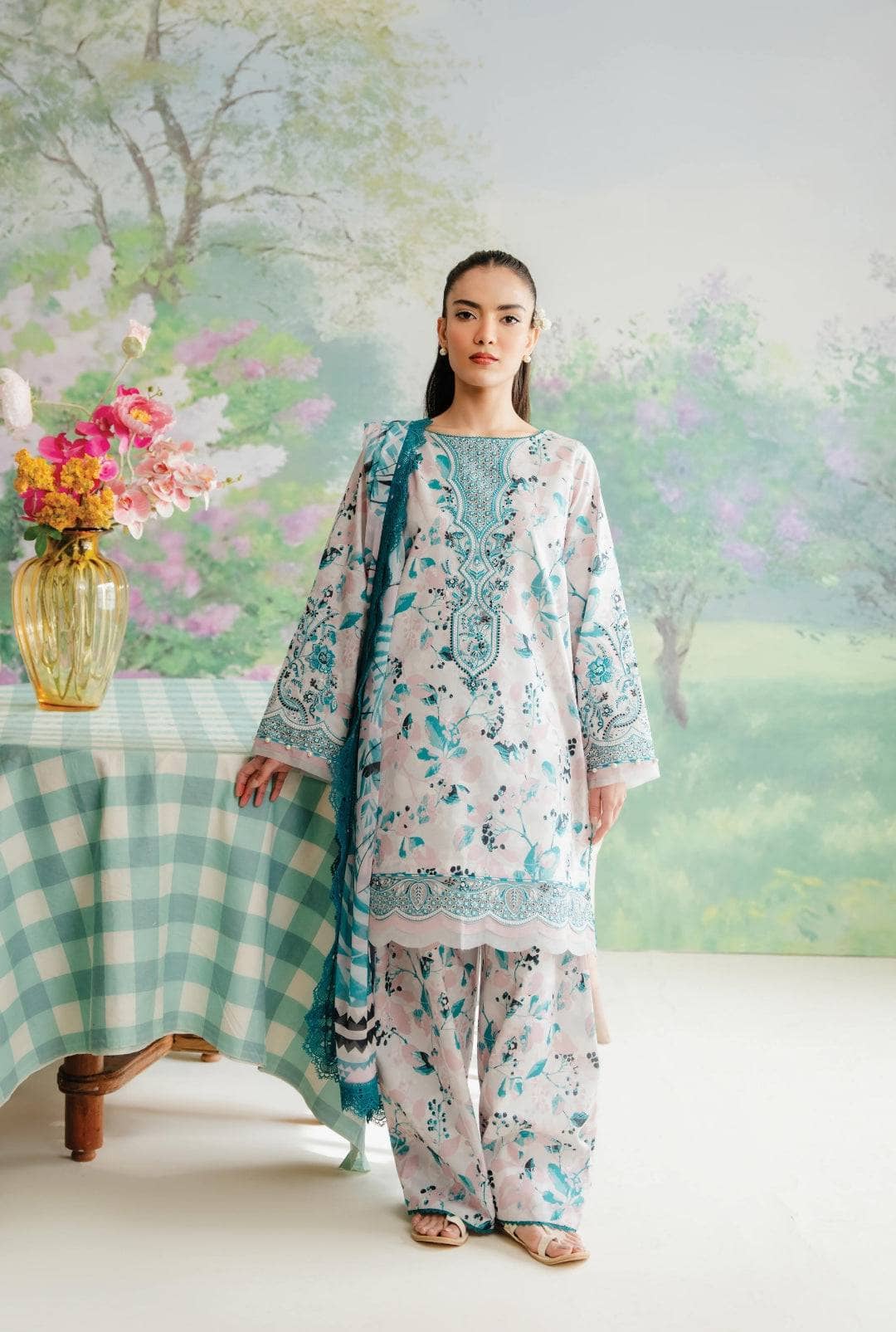 img_afrozeh_floral_charm_awwal_boutique