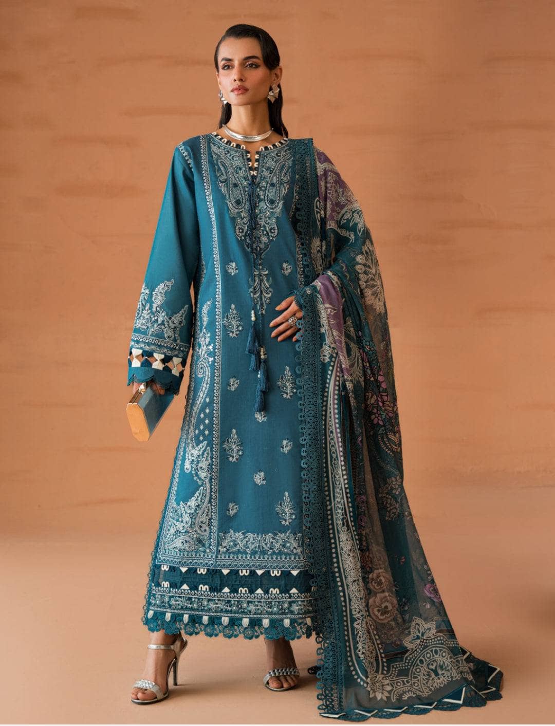 img_jade_premium_lawn_24_awwal_boutique