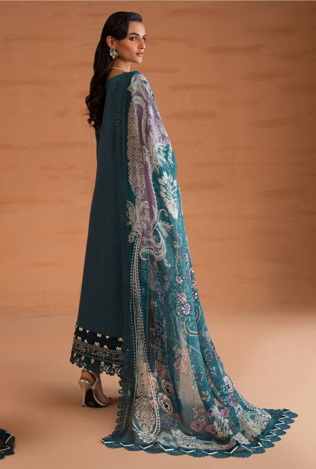 img_jade_premium_lawn_24_awwal_boutique