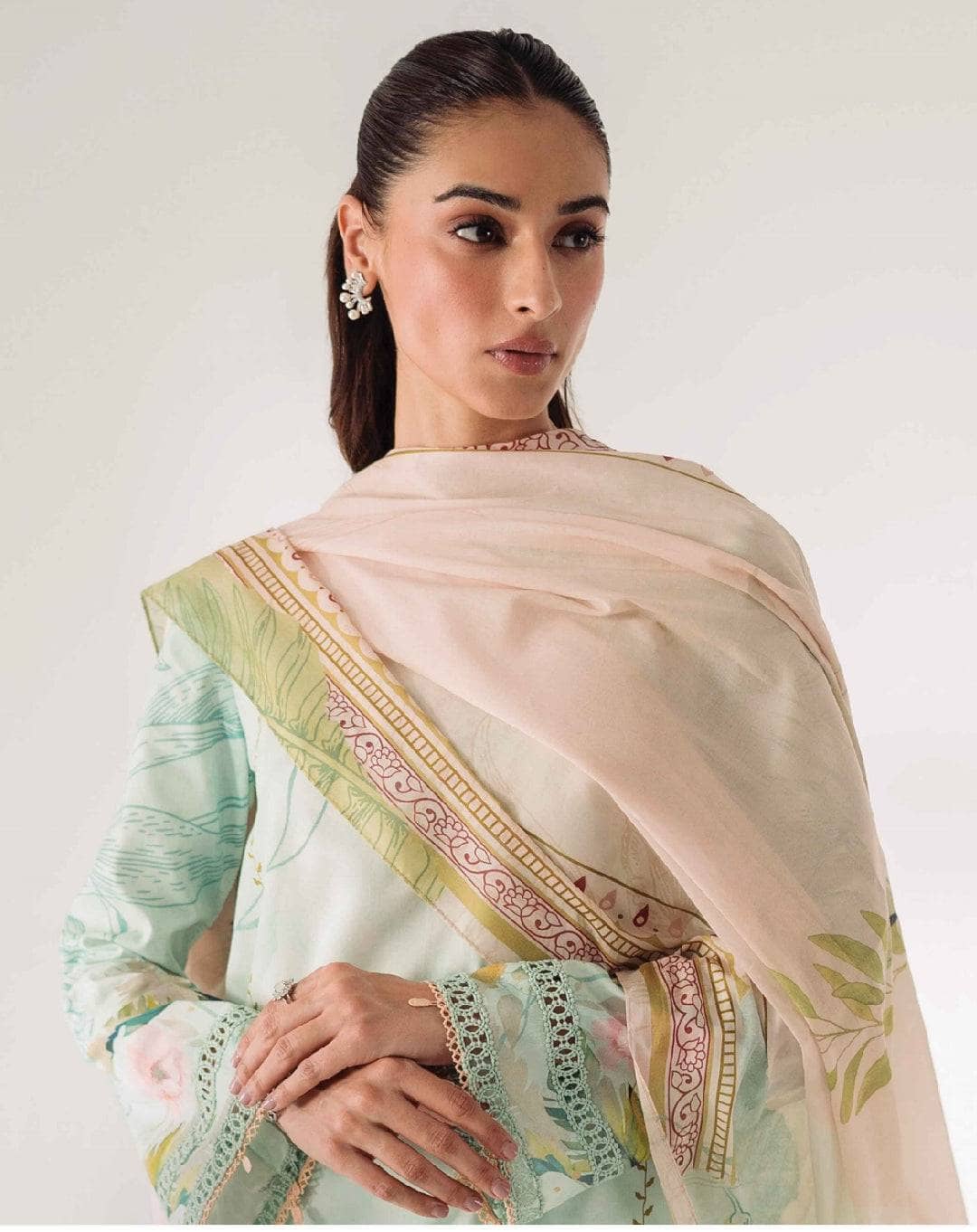 img_qalamkar_q_print_awwal_boutique