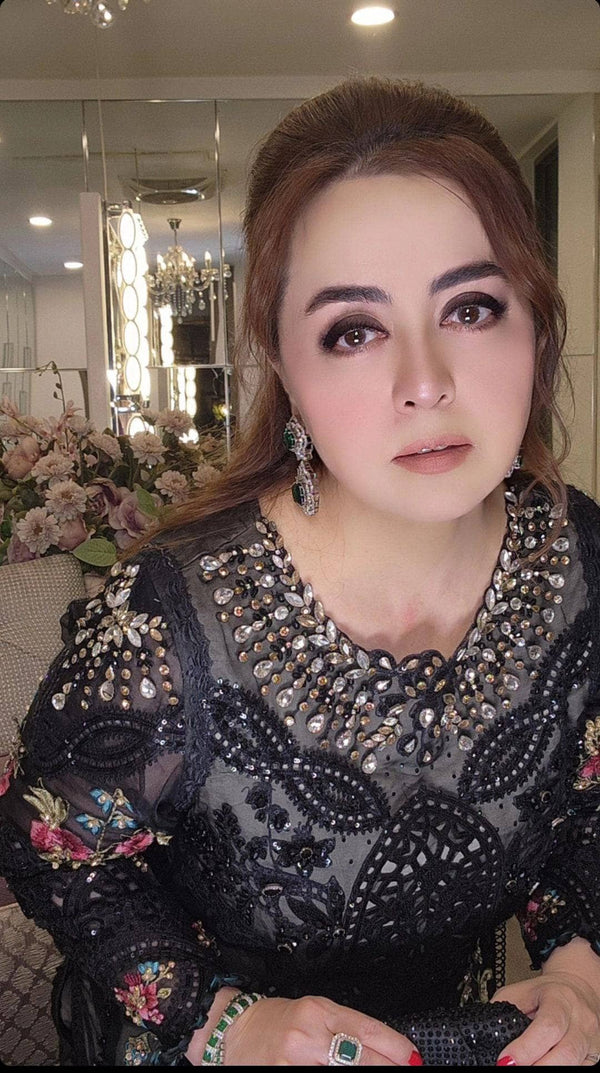 img_maria_b_mbroidered_awwal_boutique