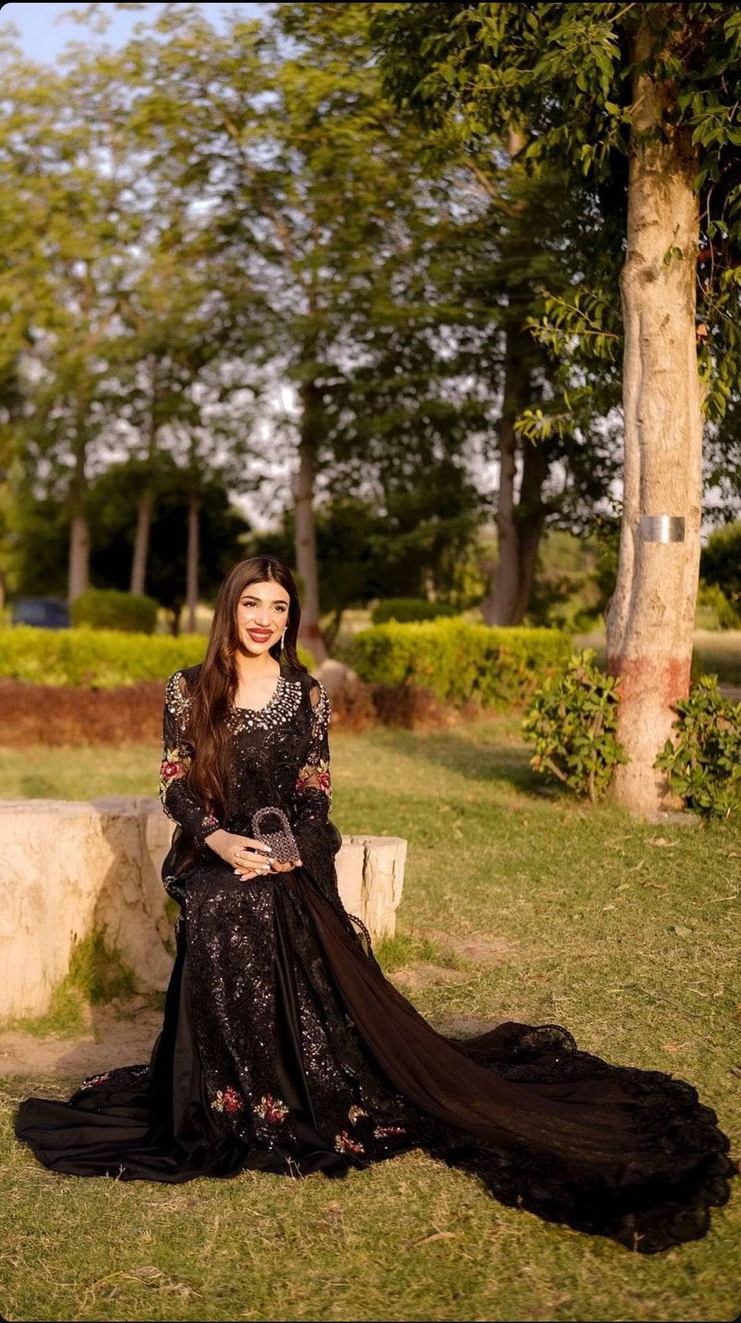 img_maria_b_mbroidered_awwal_boutique