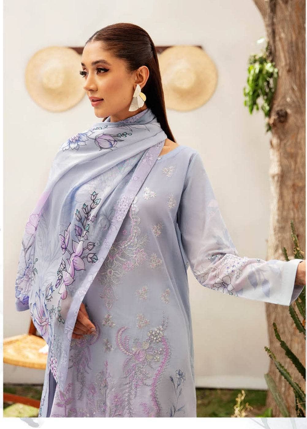 img_ramsha_lawn_vol_11_awwal_boutique