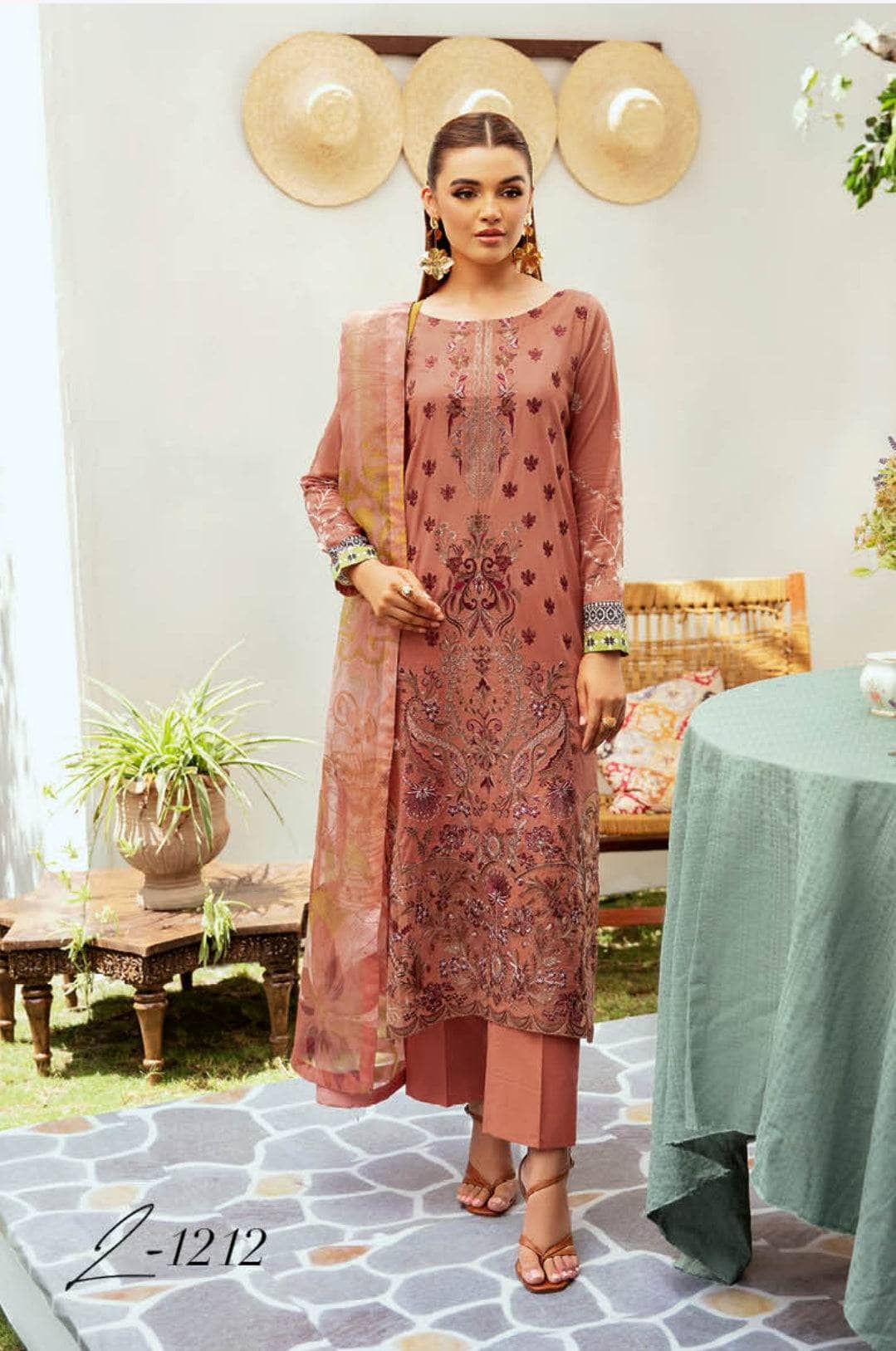 img_ramsha_lawn_vol_11_awwal_boutique