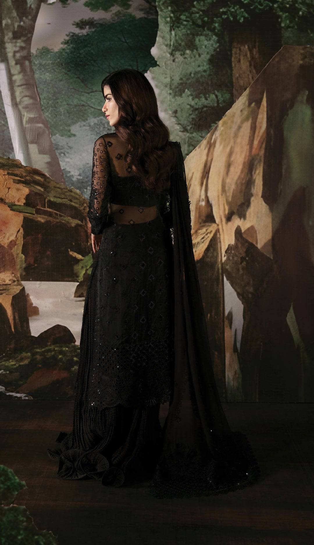 img_afrozeh_la_fuchsia_awwal_boutique