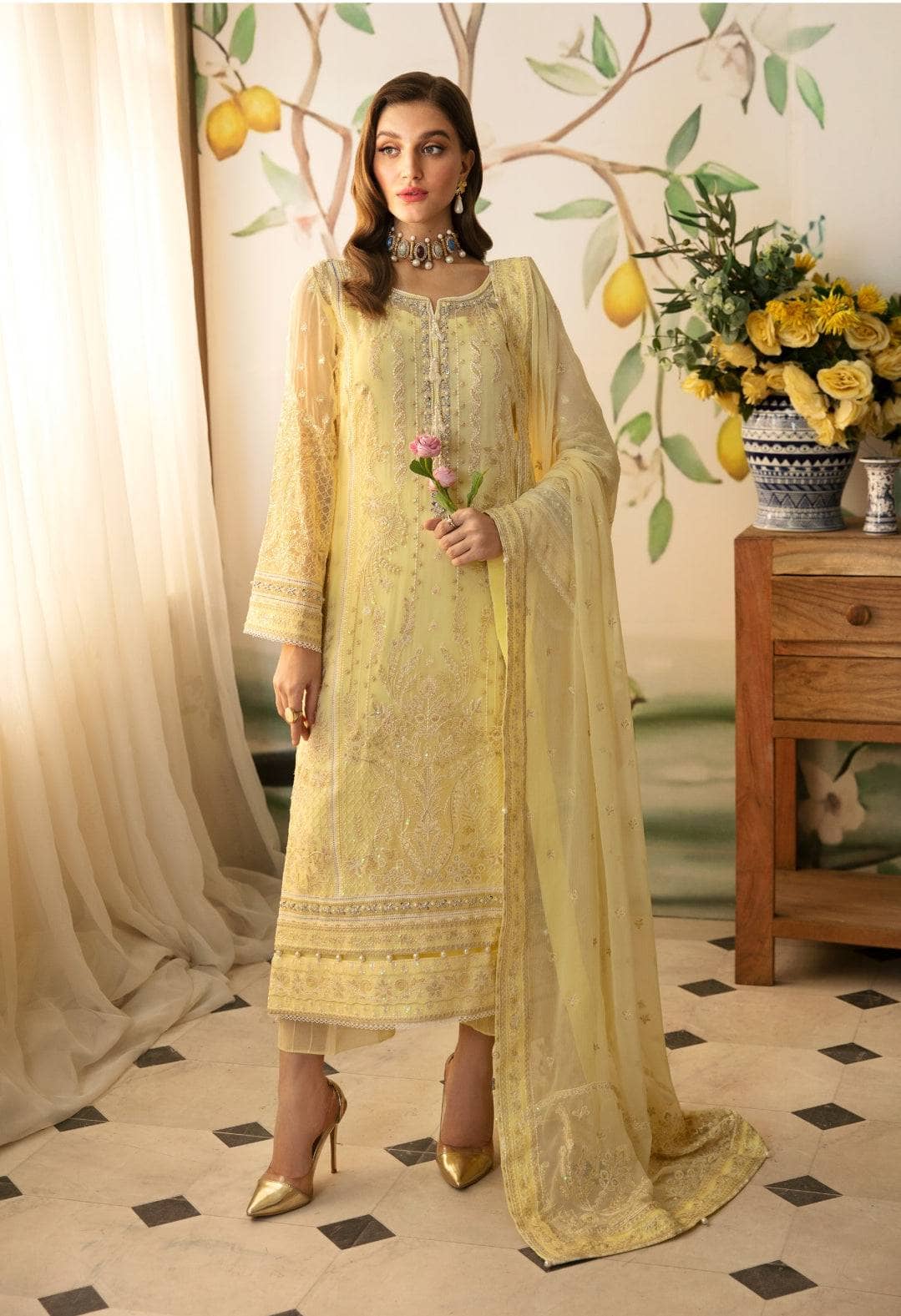 img_gulaal_embroidered_chiffon_awwal_boutique