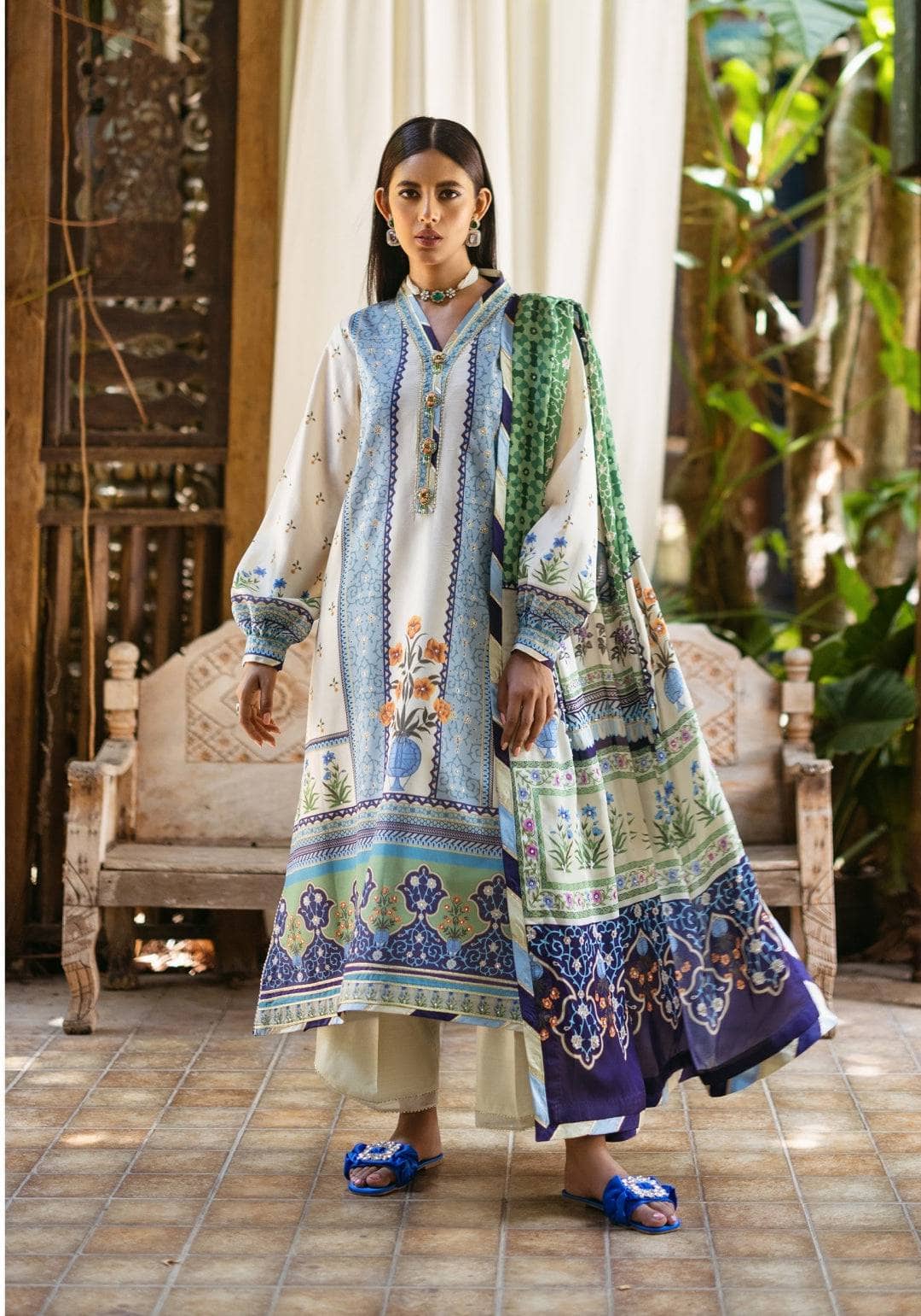 img_mushq_silk_awwal_boutique