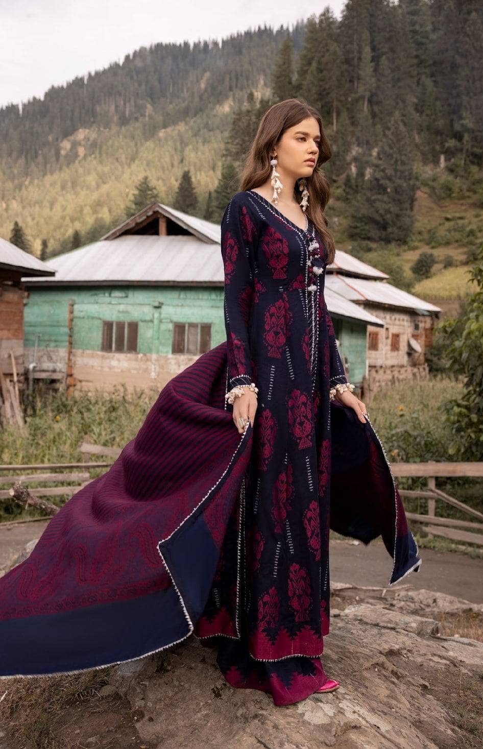 img_gul_ahmed_winter_24_Awwal_boutique